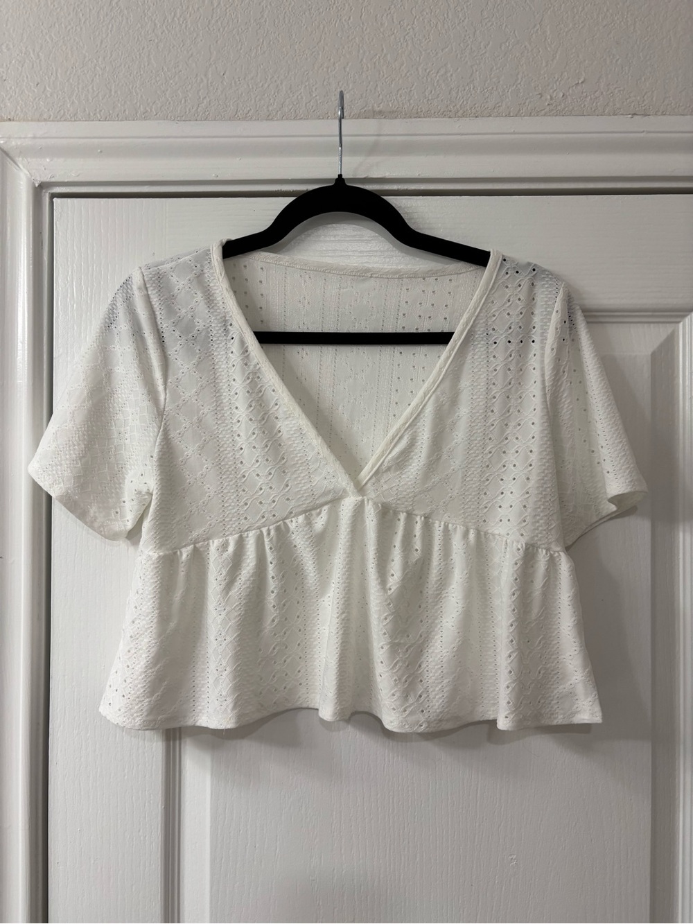 Women's White Eyelet V-Neck Peplum Top